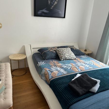 Guest Room Nearby Champs Elysees Paris Exterior photo