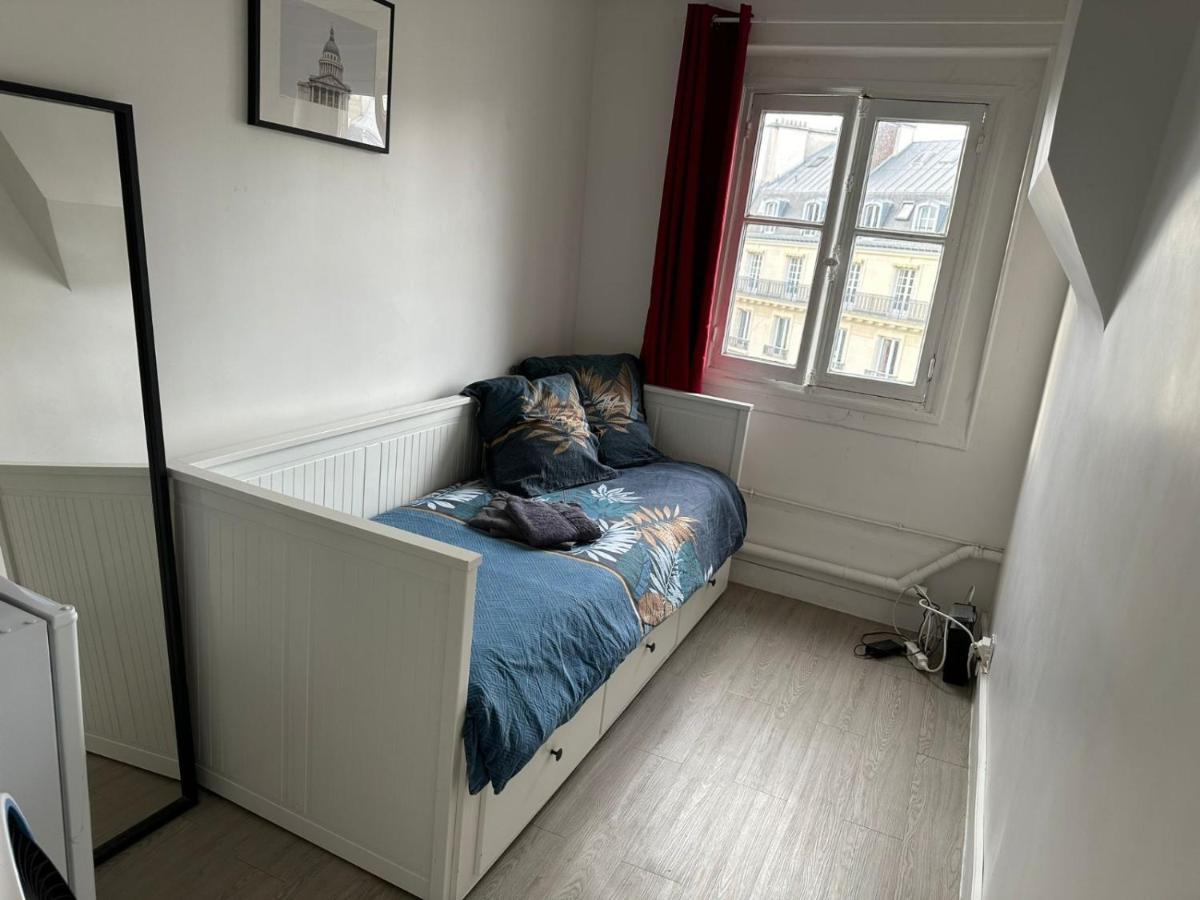 Guest Room Nearby Champs Elysees Paris Exterior photo