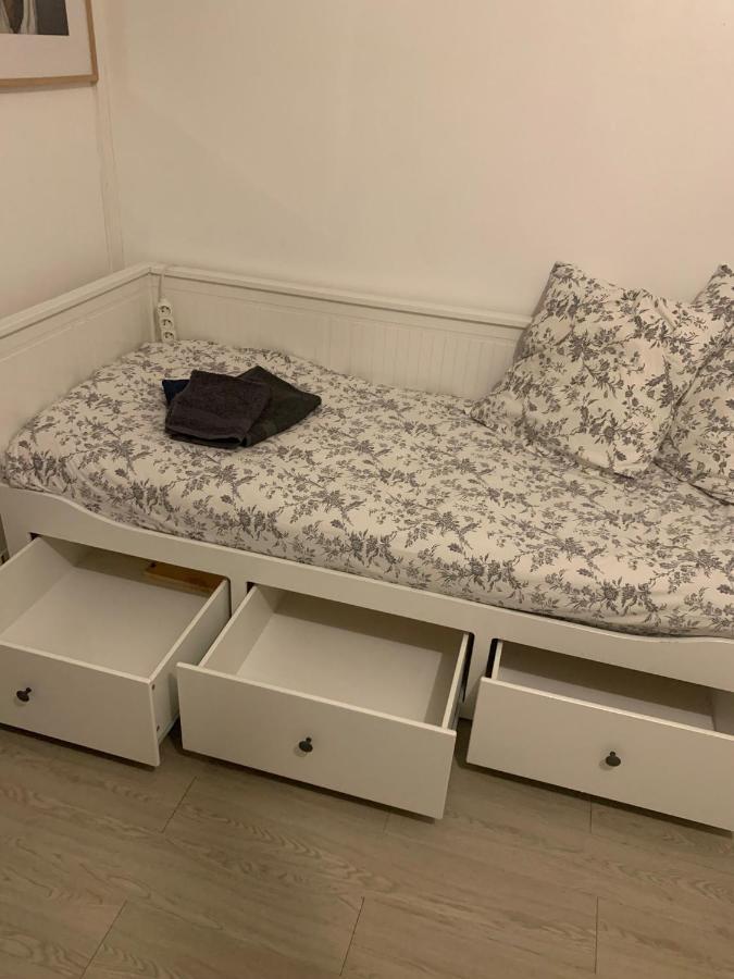 Guest Room Nearby Champs Elysees Paris Exterior photo